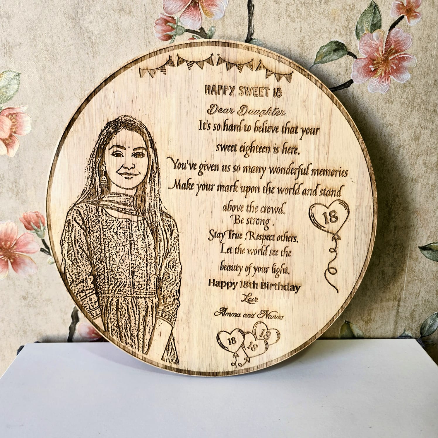 Personalized Wooden Circle Frame – A Thoughtful Gift for Any Occasion