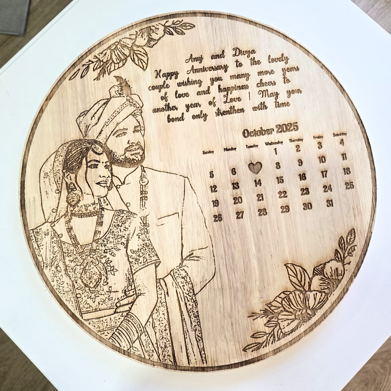Personalized Wooden Carved Circle Frame – Birthday & Anniversary Gift
