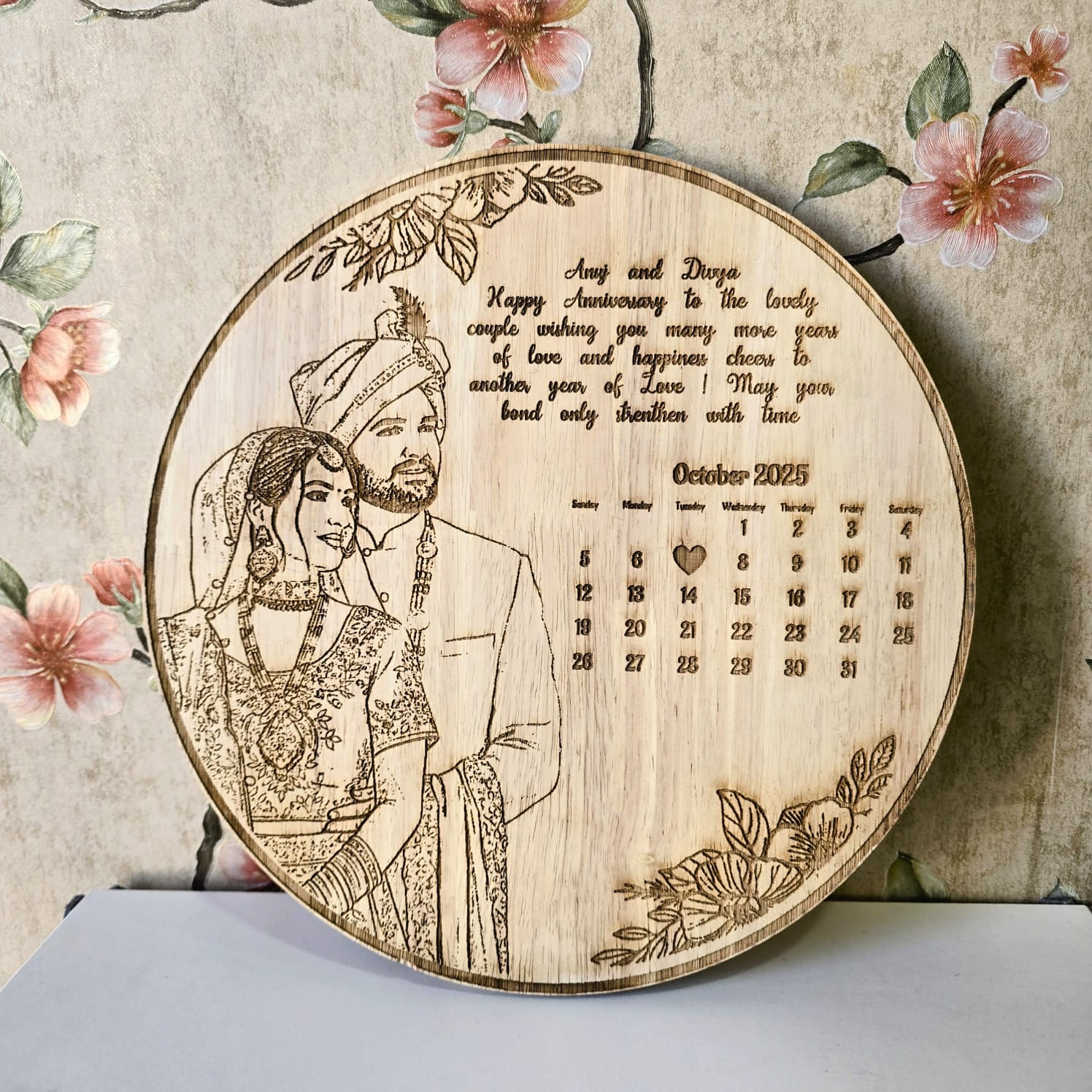 Personalized Wooden Carved Circle Frame – Birthday & Anniversary Gift
